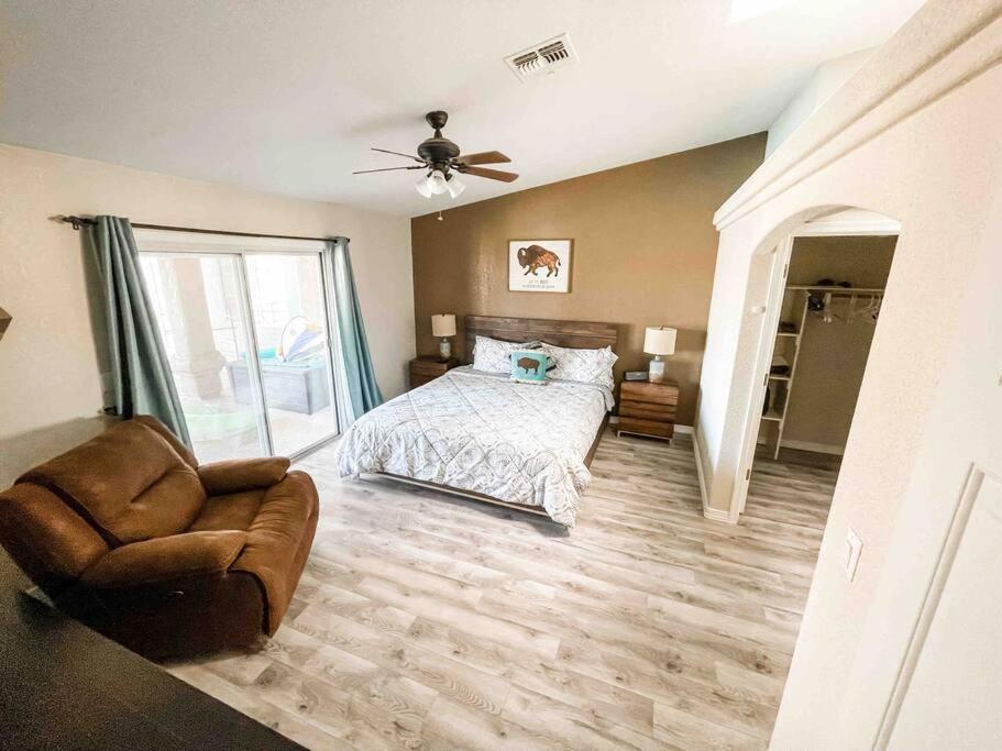 Private View On The Lake Side Of 95! Sleeps 16 Lake Havasu City Bagian luar foto