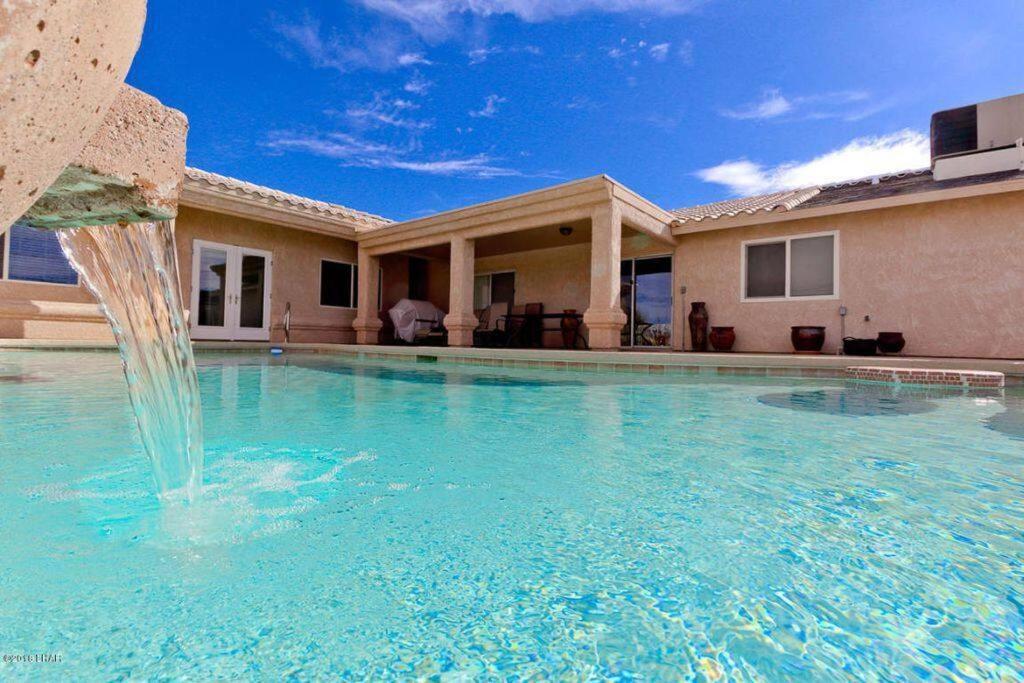 Private View On The Lake Side Of 95! Sleeps 16 Lake Havasu City Bagian luar foto