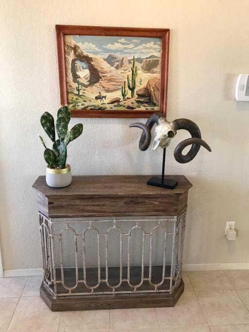 Private View On The Lake Side Of 95! Sleeps 16 Lake Havasu City Bagian luar foto