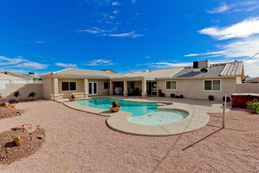 Private View On The Lake Side Of 95! Sleeps 16 Lake Havasu City Bagian luar foto